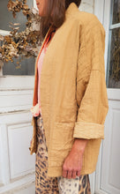 Charger l&#39;image dans la galerie, Veste gaze matelassée Camel ou Blanc
