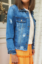 Charger l&#39;image dans la galerie, Veste jean destroy
