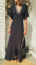Charger l&#39;image dans la galerie, Robe noire so chic
