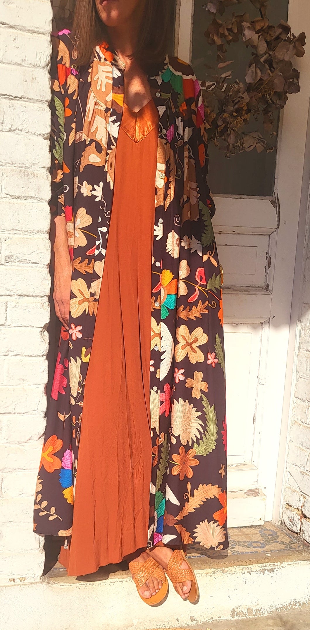 Robe boutonnée black flowers