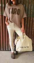 Charger l&#39;image dans la galerie, Tee shirt sweat CIA moka
