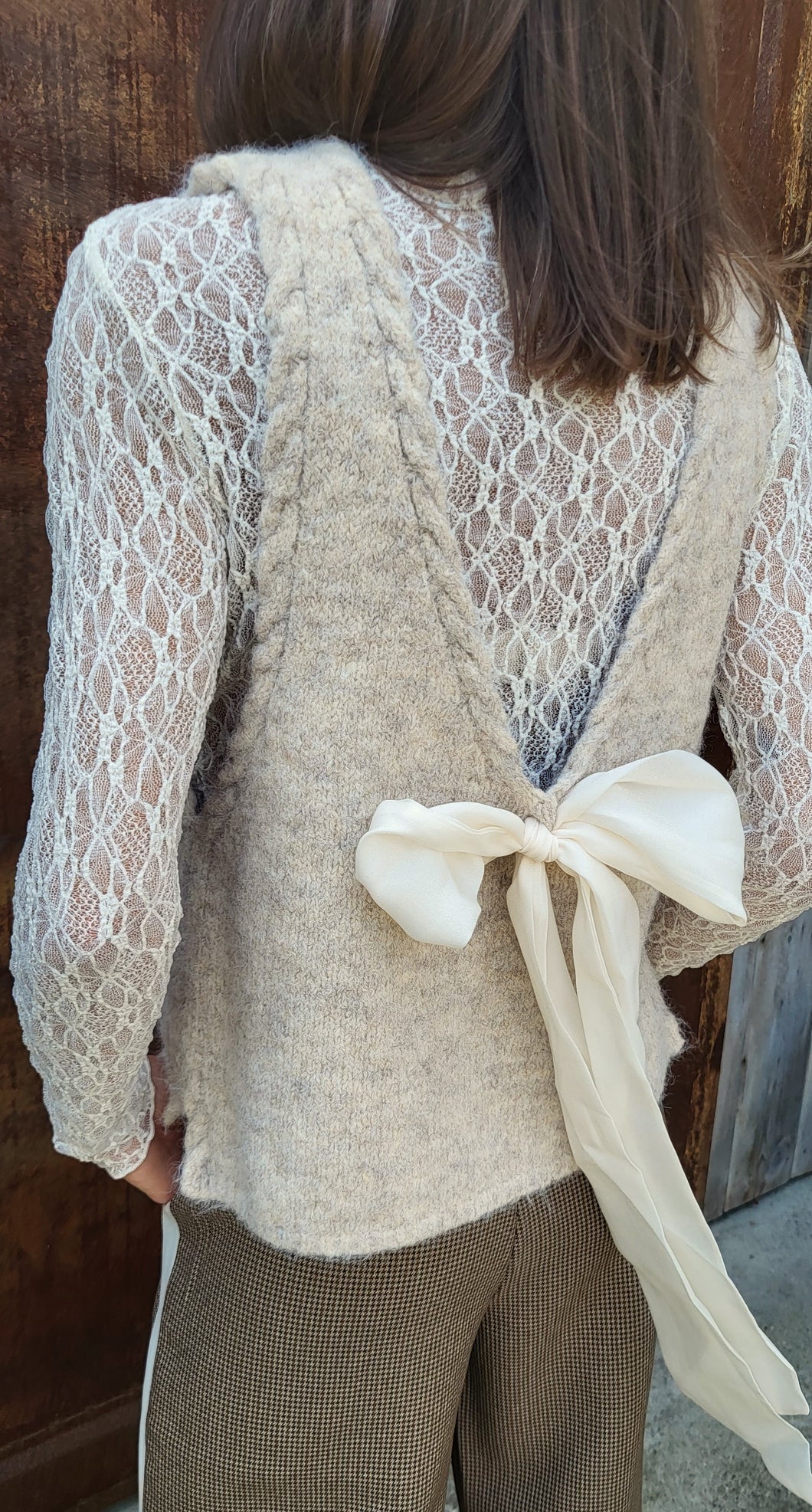 Pull bretelle nœud beige ou chocolat