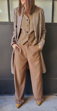 Charger l&#39;image dans la galerie, Pantalon tailleur moka
