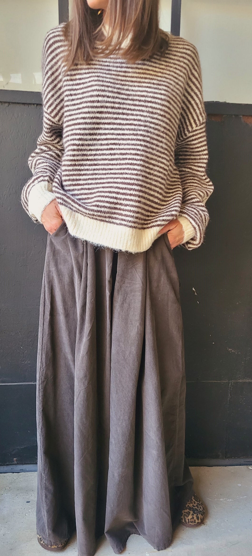 Pantalon large velours ceinturé chocolat / Noir / Vert anis / Beioge