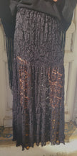 Charger l&#39;image dans la galerie, Jupe longue dentelle

