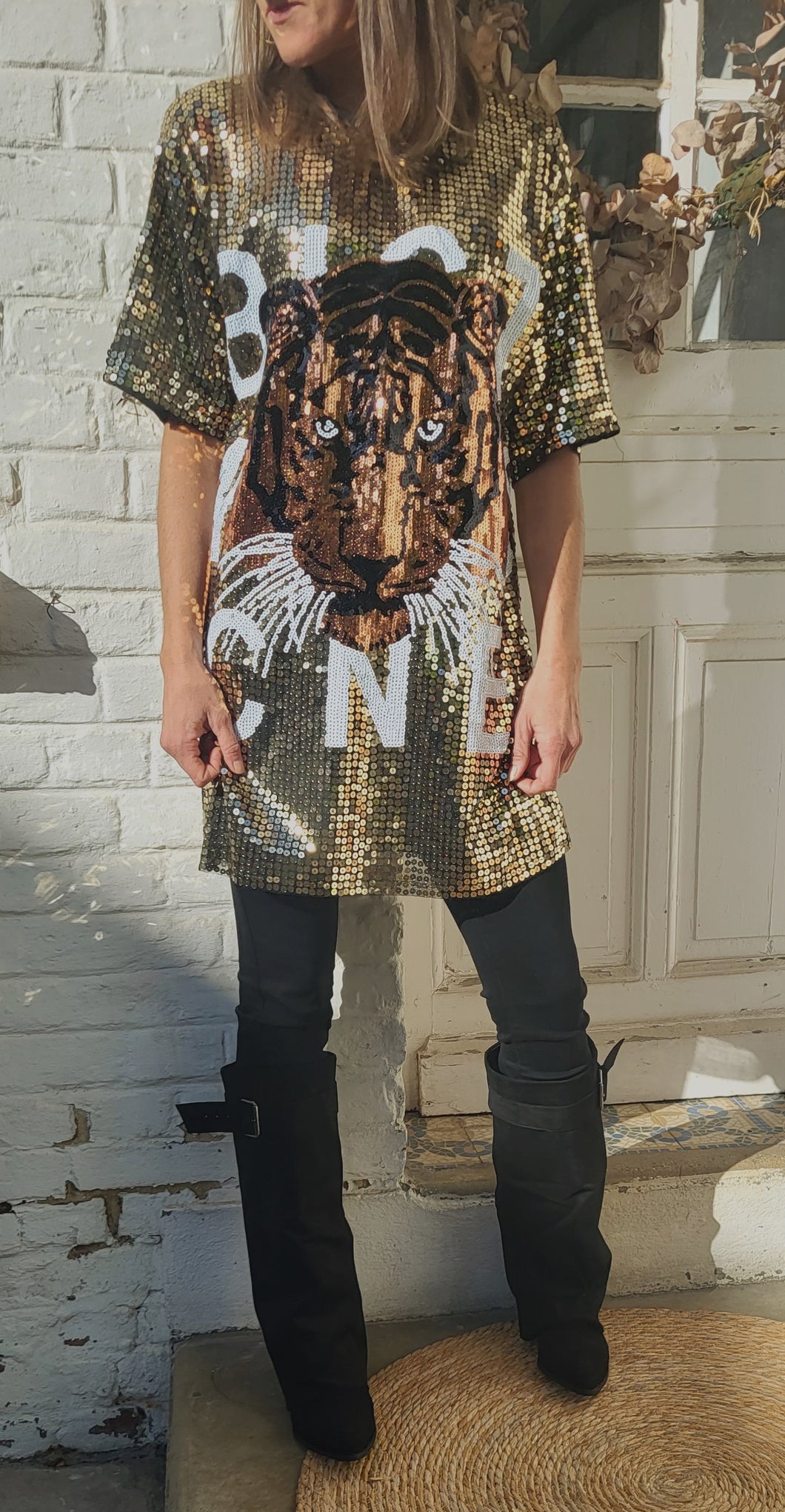 Tunique tiger sequins