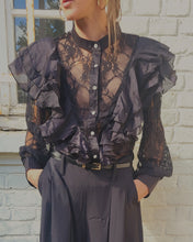 Charger l&#39;image dans la galerie, Chemise dentelle froufrou noire
