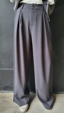 Charger l&#39;image dans la galerie, Pantalon tailleur gris

