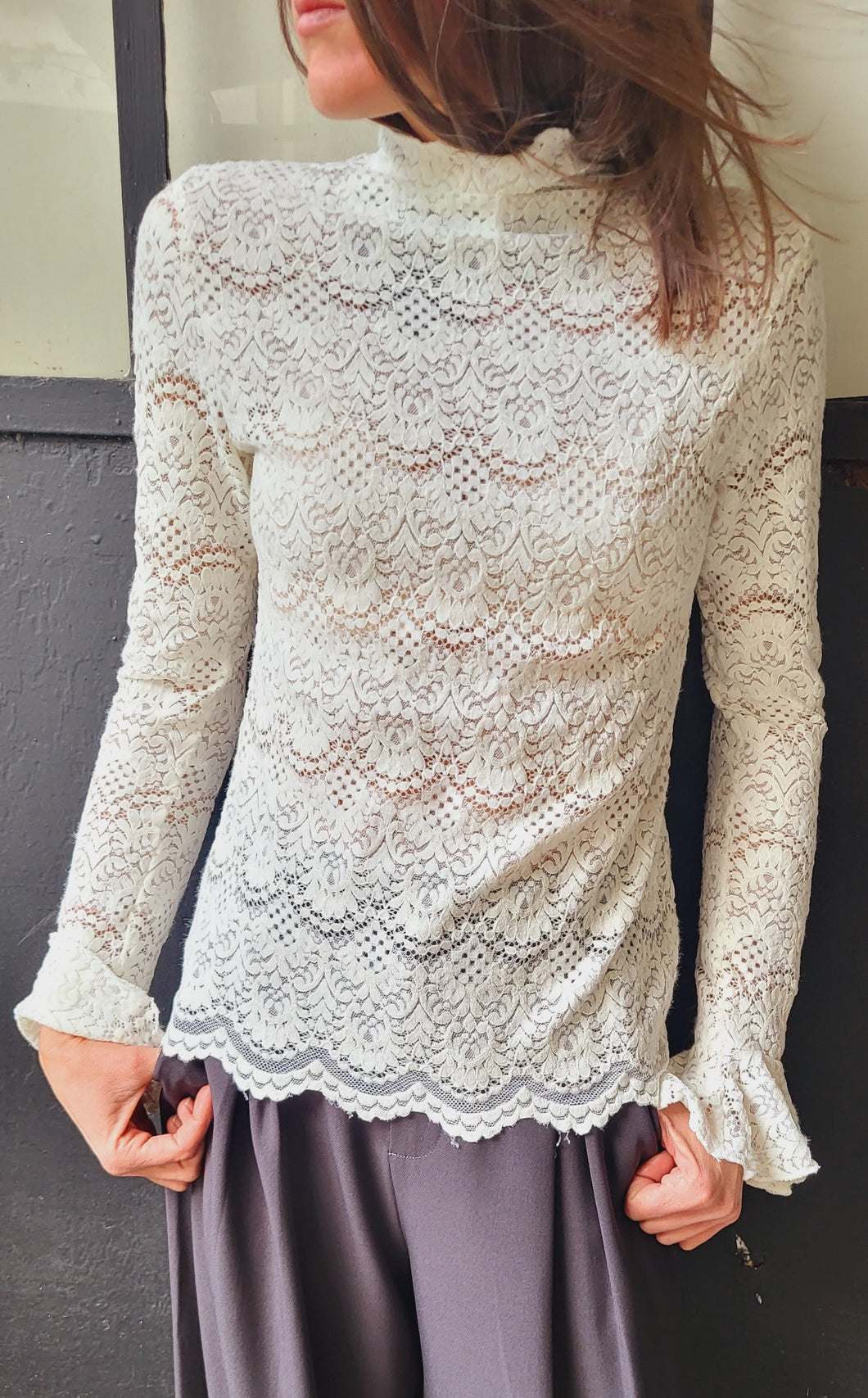 Haut dentelle écru  / Noir