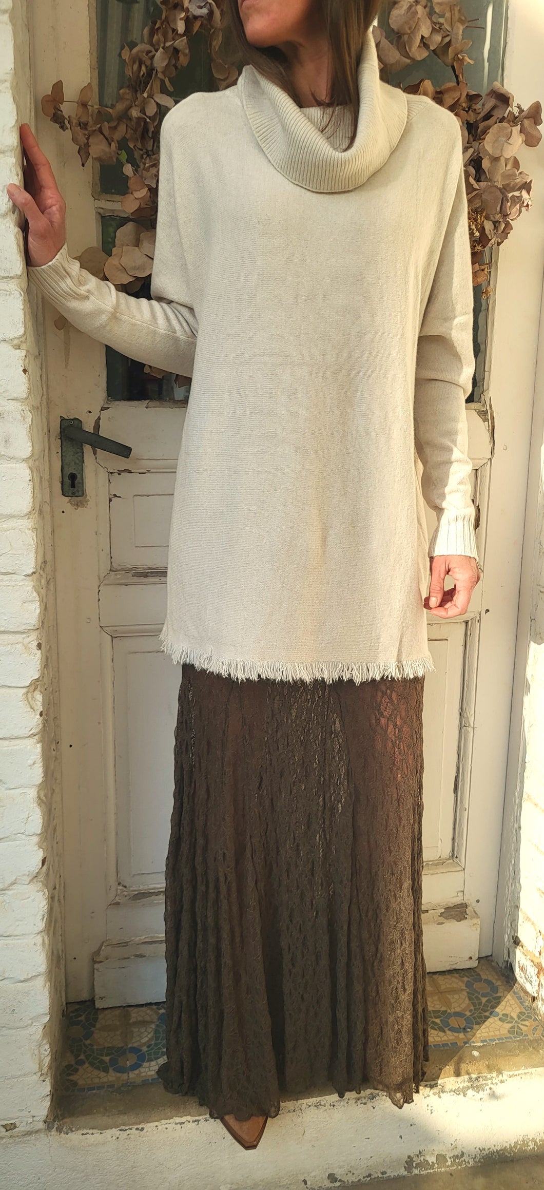 Pull long col boule Beige / Noir / Gris / Chocolat