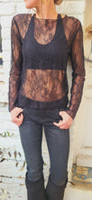 Charger l&#39;image dans la galerie, Top dentelle chocolat / ecru / noir / Bordeaux
