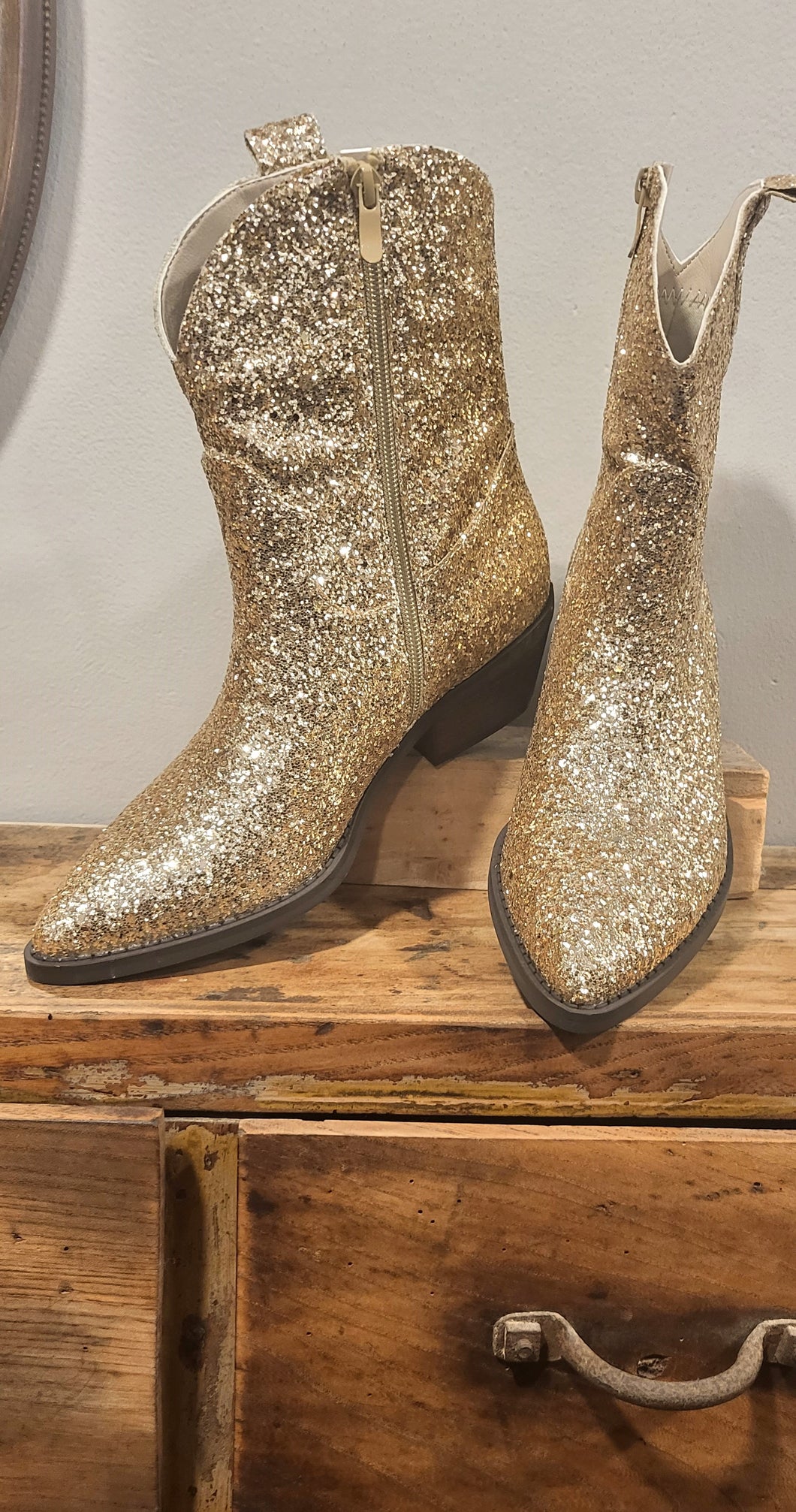 Boots santiag paillettes dorées