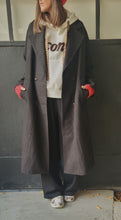 Charger l&#39;image dans la galerie, Manteau chic noir
