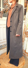 Charger l&#39;image dans la galerie, Veste longue Taupe ou choco
