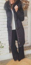 Charger l'image dans la galerie, Parka fourrée Noir
