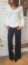 Charger l'image dans la galerie, Pantalon jean noir 2 poches
