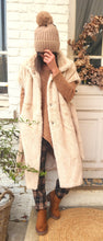 Charger l&#39;image dans la galerie, Veste doudou sans manche beige
