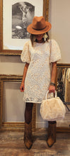Charger l'image dans la galerie, Robe courte sequins écru beige
