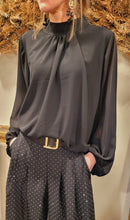 Charger l'image dans la galerie, Blouse unie Noir / Camel
