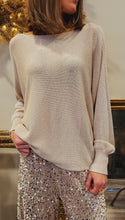 Charger l'image dans la galerie, Pull pailleté goute beige / Camel
