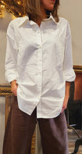 Charger l'image dans la galerie, Chemise blanche
