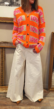 Charger l'image dans la galerie, Gilet Love Orange ou Camel
