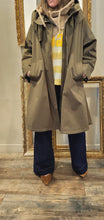 Charger l'image dans la galerie, Trench sport chic Kaki ou Beige

