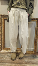 Charger l'image dans la galerie, Jogg toile tencel Ecru ou Beige
