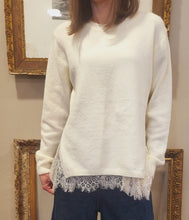 Charger l'image dans la galerie, Pull maille tout doux dentelle
