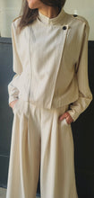 Charger l'image dans la galerie, Veste bombers rayée beige ou marine
