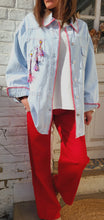 Charger l'image dans la galerie, Veste Love pompons
