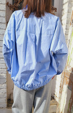 Charger l'image dans la galerie, Chemise élastiquée dos
