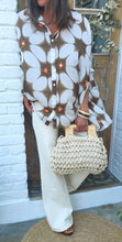 Charger l'image dans la galerie, Chemise oversize miroir choco beige
