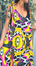 Charger l'image dans la galerie, Robe eyes oversize
