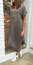 Charger l'image dans la galerie, Robe tee shirt ananas Gris ou Beige
