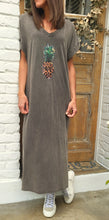 Charger l'image dans la galerie, Robe tee shirt ananas Gris ou Beige
