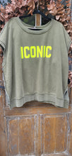 Charger l'image dans la galerie, Haut sweat iconic Vhocolat / Kaki / Rose
