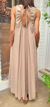 Charger l'image dans la galerie, Robe longue tencel beige ou chocolat

