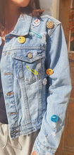 Charger l'image dans la galerie, Veste jean pin's destroy

