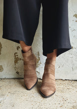 Charger l'image dans la galerie, Boots taupe
