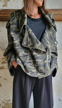 Charger l'image dans la galerie, Veste perfecto oversize militaire
