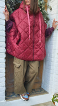 Charger l'image dans la galerie, Veste oversize bordeaux
