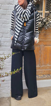 Charger l'image dans la galerie, Pantalon maille rainures Noir
